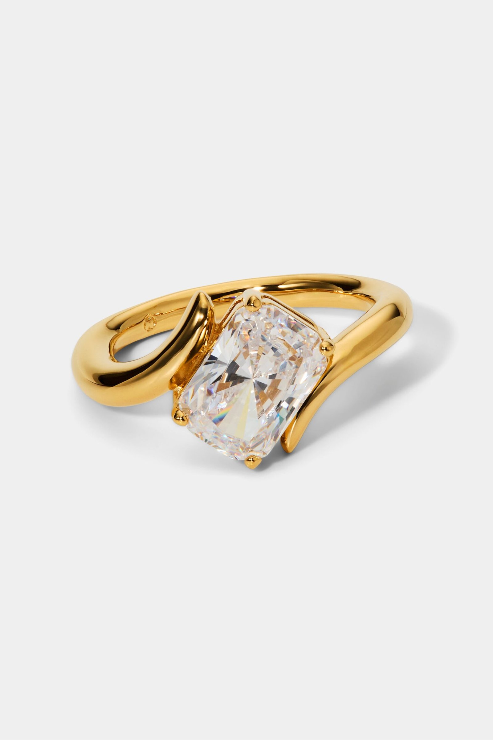PHENOM EMERALD RING