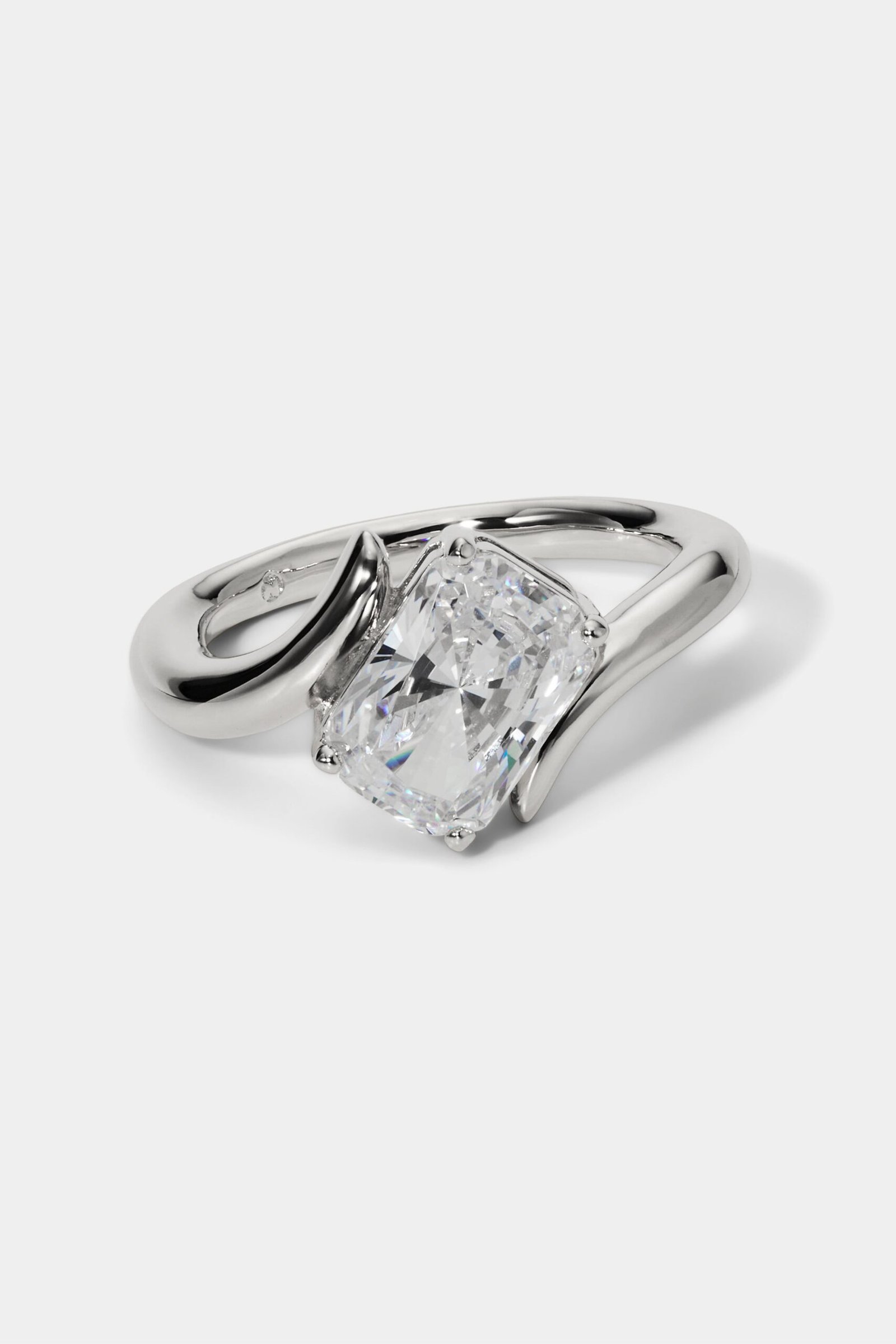 PHENOM EMERALD RING - Image 3