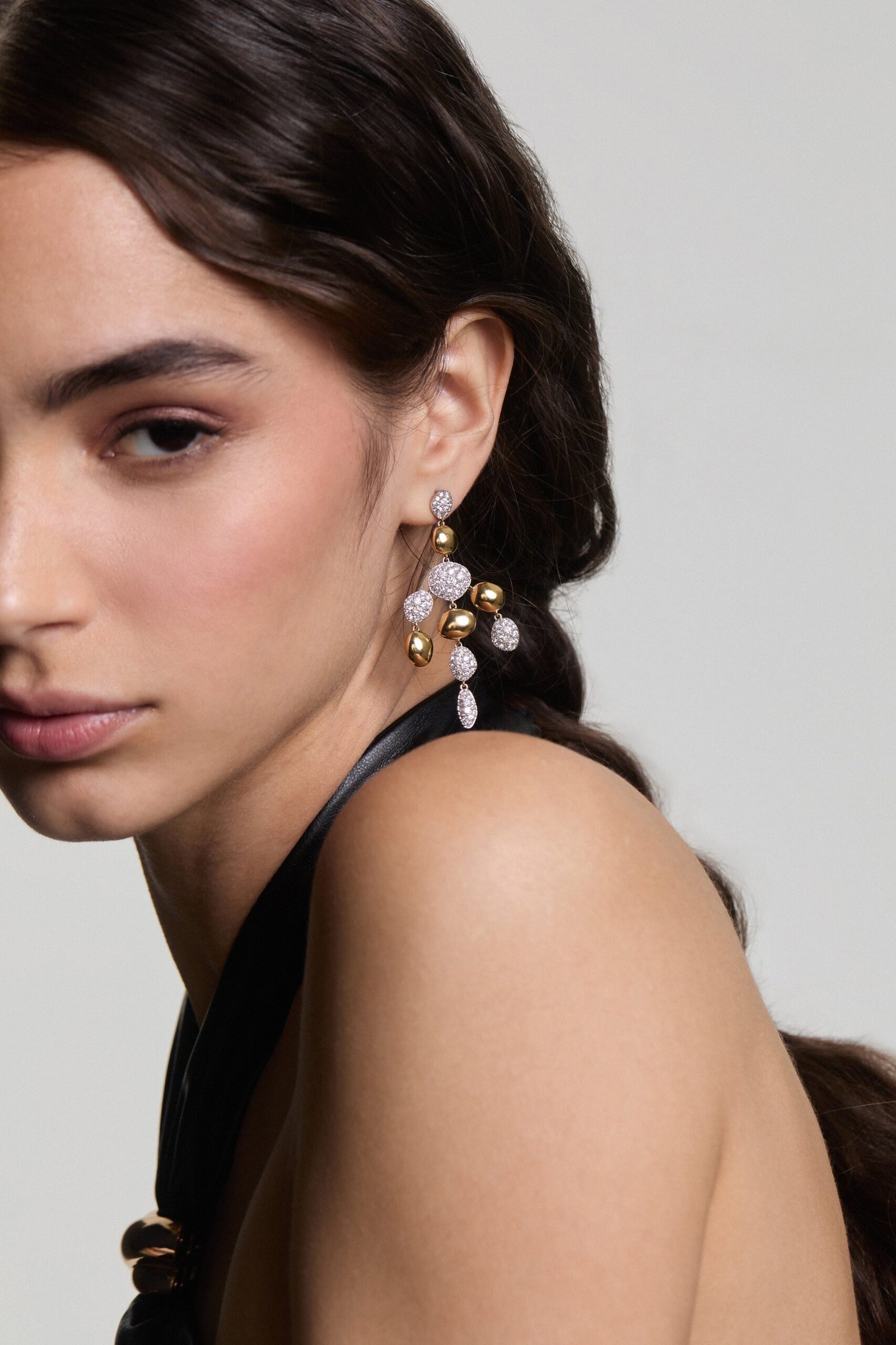 PEBBLES CHANDELIER EARRINGS - Image 2